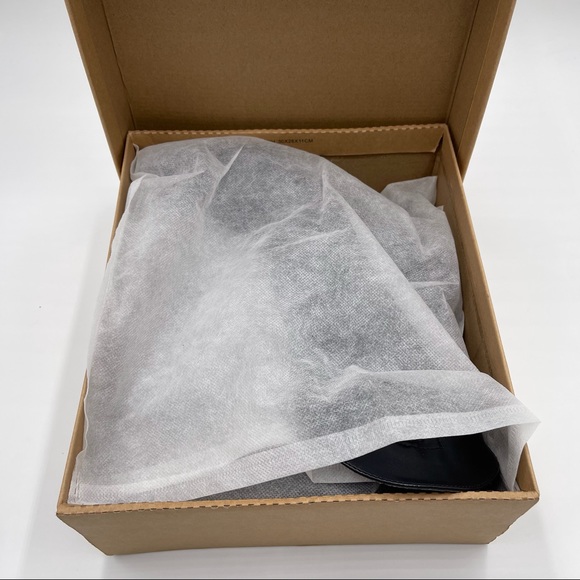 🆕 Classic Point Toe Side Zip Boots - Picture 8 of 9